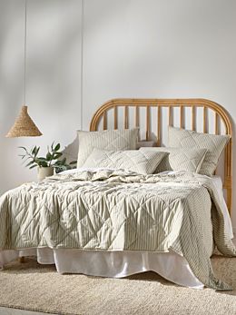 Classic Stripe Pebble Coverlet