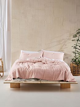 Nimes Rose Linen Coverlet