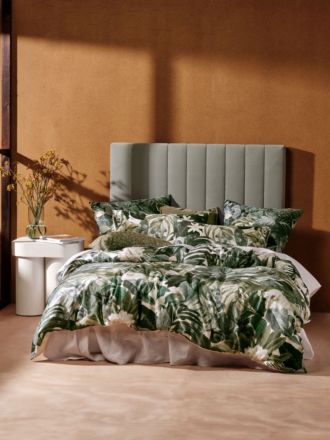 Greenhouse Quilt Cover Set