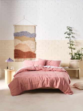 Nimes Rosette Linen Coverlet