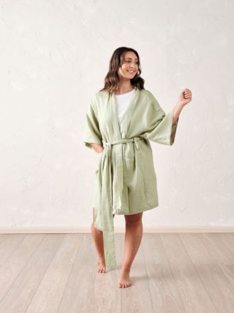 Nimes Wasabi Linen Short Robe