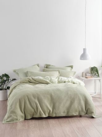 Deluxe Waffle Wasabi Quilt Cover Set