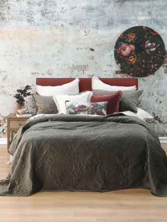 Constance Coverlet Set