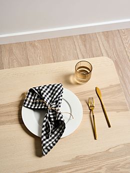 Springsteen Black 4-Piece Napkin Set