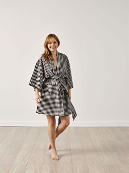 Springsteen Black Short Robe