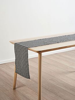 Springsteen Black Table Runner